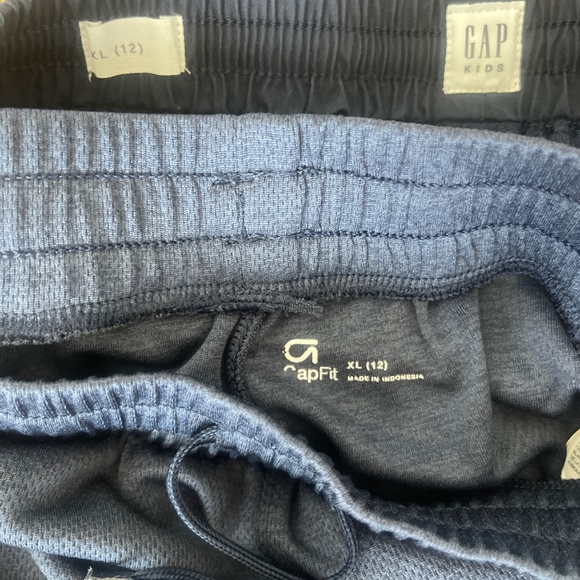 Gap boys sport shorts size xl (12) - Picture 2 of 3